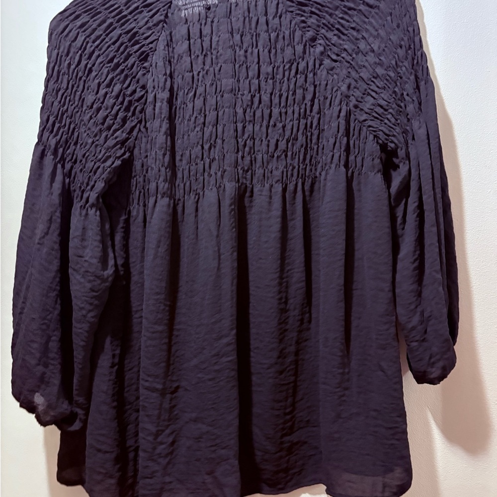 a.n.a Black Smocked Women's Top - Picture 3 of 7